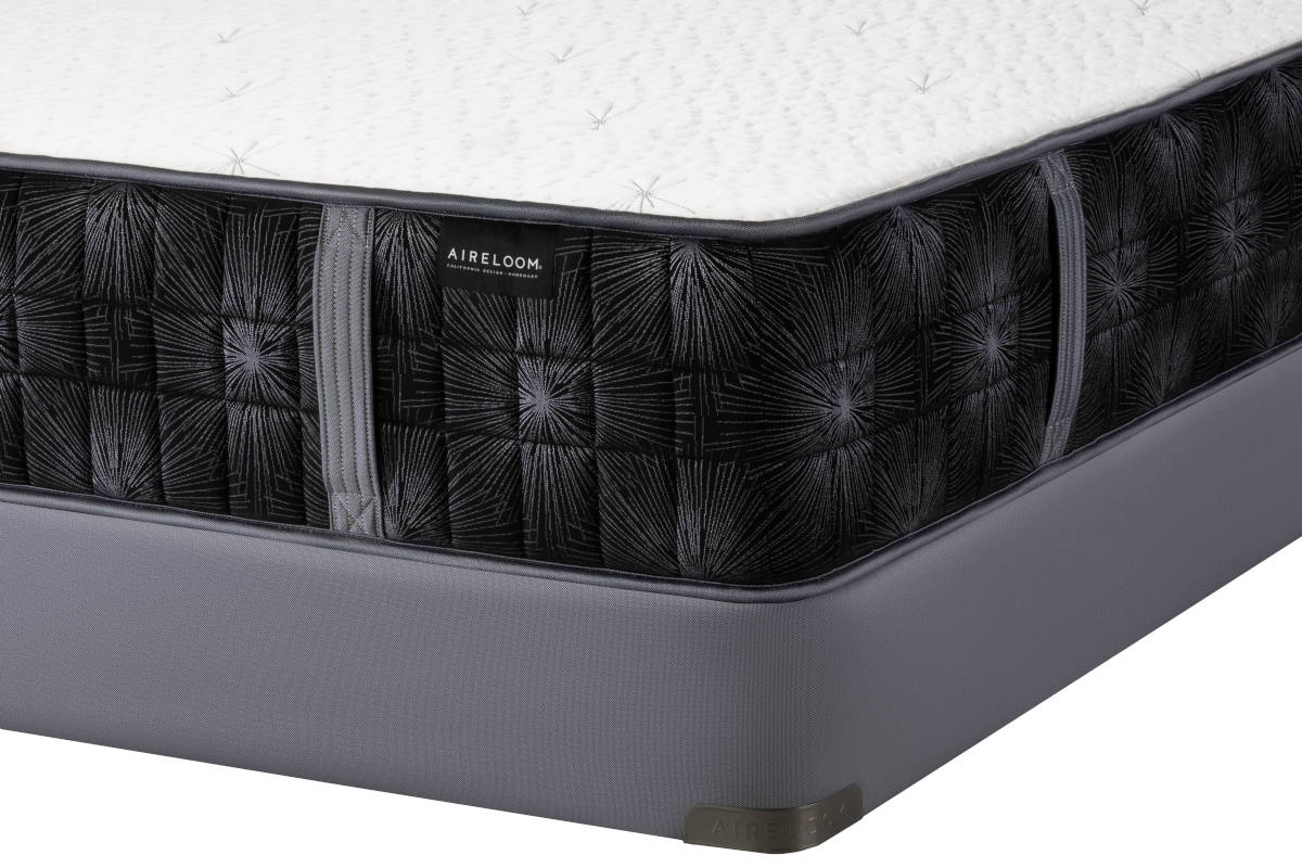 aireloom summit hybrid mattress cornner view